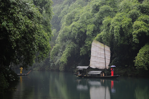 The Majestic Yangtze River: A Lifeline of China (Ilog Yangtze)