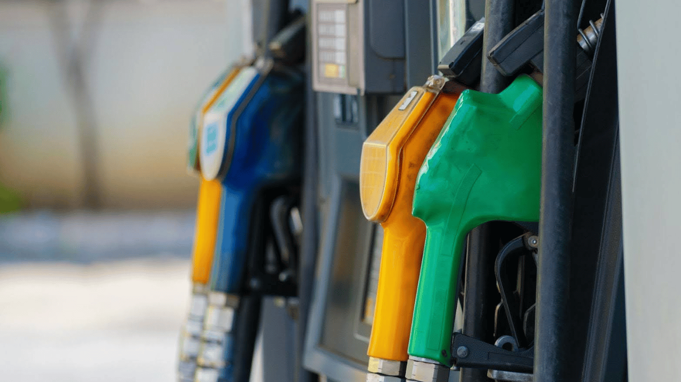 Premium vs Regular Gas : Know the Differences